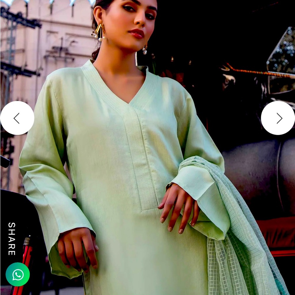 Natasha Kamal-Pakistani  Indian Shalwar Kameez- 3 piece